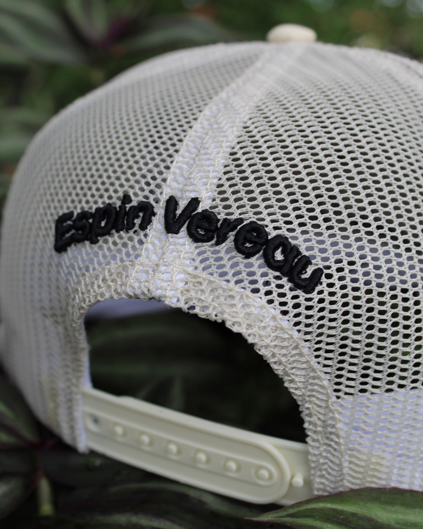 Espin Vereau Sand Trucker